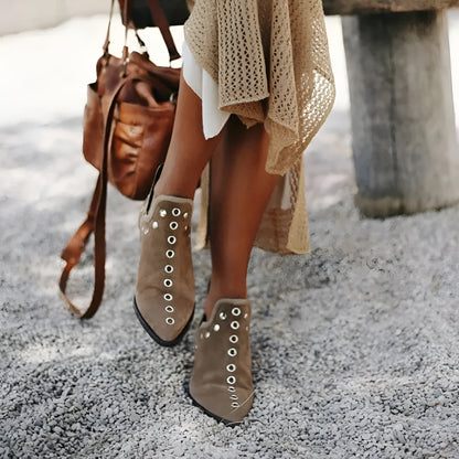 Chiara™ | Stivaletti boho chic da donna in camoscio/pelle con borchie